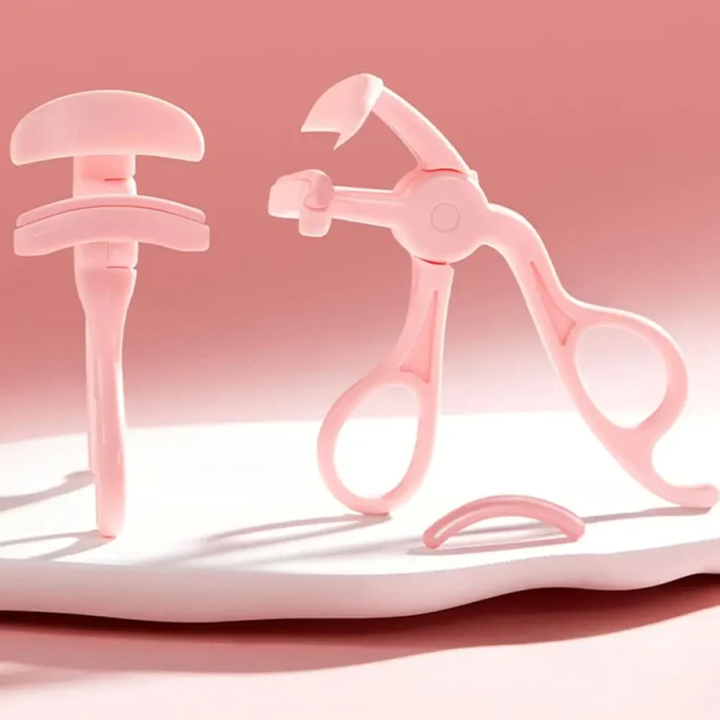 travel eyelash curler