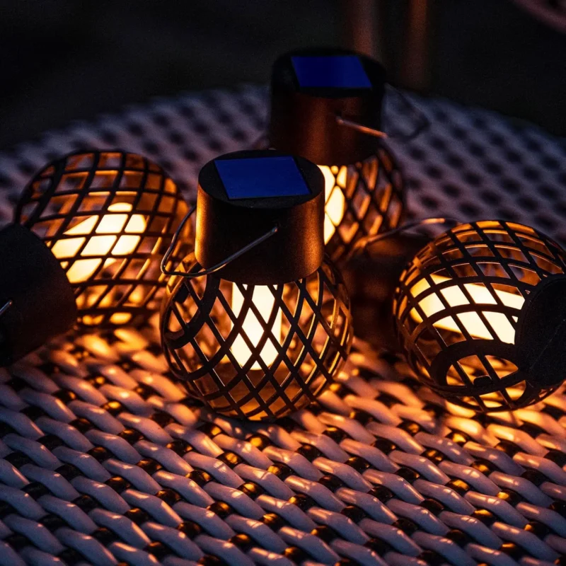 outdoor hanging lanterns